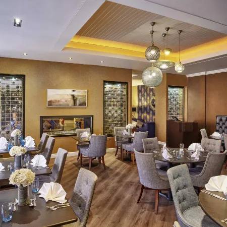 Mercure Milton Keynes Hotel Отели рядом с достопримечательностью «Железнодорожный вокзал Блетчли»
