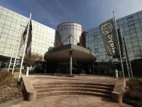 elaya Hotel frankfurt oberursel, Trademark Collection by Wyndham ヴェステンド周辺のホテル