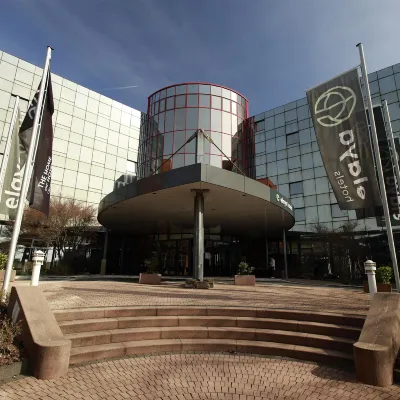 elaya Hotel frankfurt oberursel, Trademark Collection by Wyndham Hotels near Bonames
