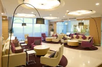 Holiday Inn MUSCAT AL SEEB by IHG - parking