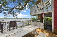 Dave's Last Resort Poolside - Long Stay Discount - Comforting Cabin 2 1 Bedroom Hotel Room Hotels in Union Township