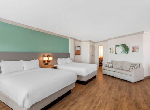 Comfort Inn & Suites Ormond Beach Oceanfront