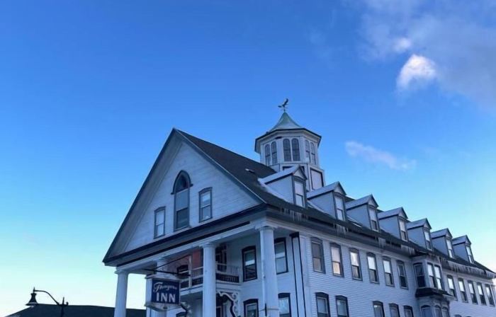 Thayers Inn