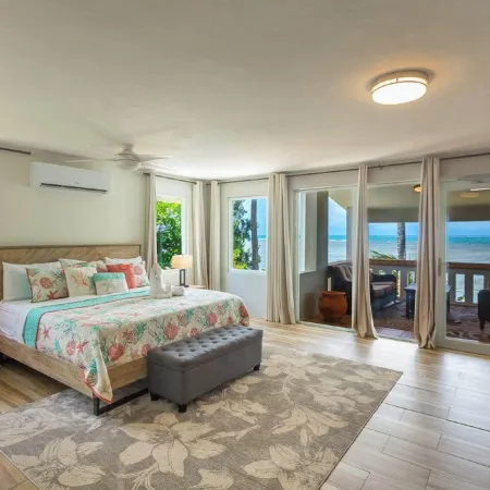Oceanfront 8-bedroom Villa with Pool, Fully Fenced for Privacy, Incredible Views
