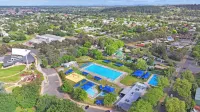 Eureka Stockade Holiday Park - balcony