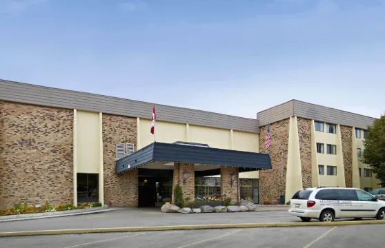 萊斯布里奇桑德曼簽名酒店