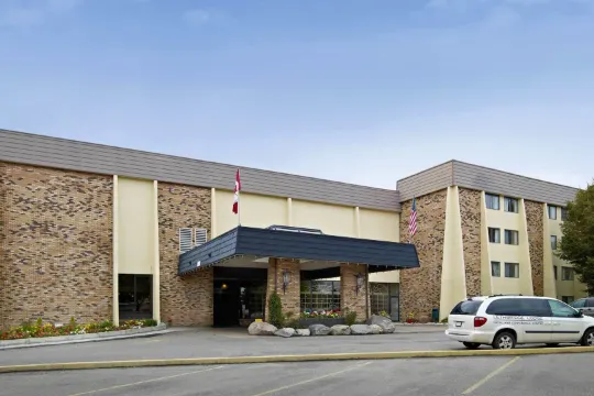 萊斯布里奇桑德曼簽名酒店