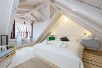 Apartments & Rooms Tiramola - Old Town