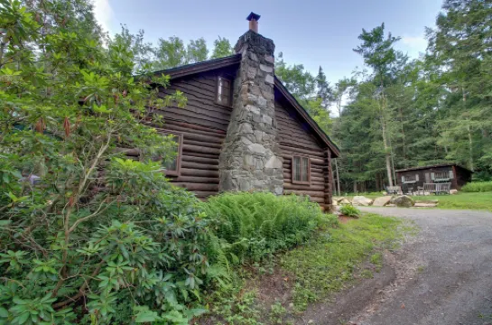 Award-Winning Log Cabin, Top 5 in New England!
