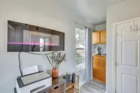 2 Mi to Dtwn Atascadero! Cozy Cottage w/ Yard
