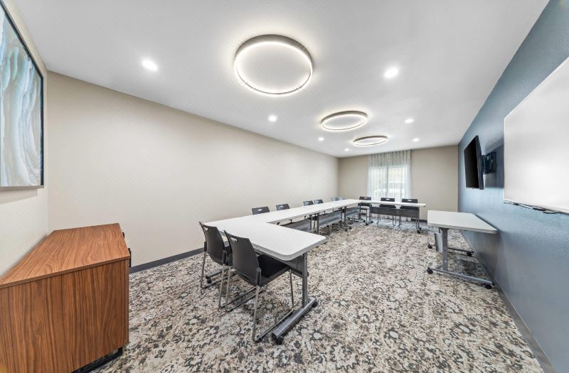 Everhome Suites Ontario Airport photo 4