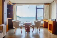 Taean Beach Resort Pension - Pysäköinti