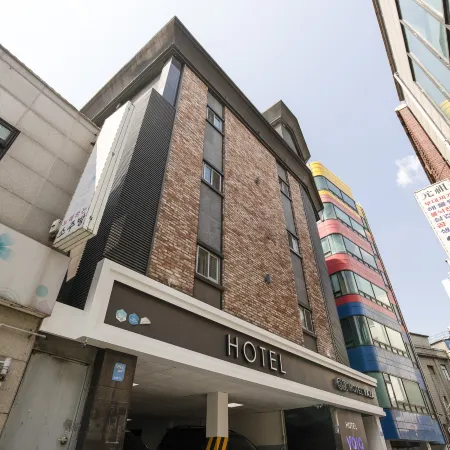 Hotel Yaja Dongincheon Отели рядом с достопримечательностью «Церковь Таптон»