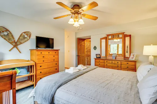 6 Mi to Okemo! Family Townhome in Lakeside Resort -  Appartamenti vacanze
