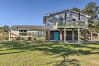 Riverfront New Bern House Gourmet Kitchen and View! - balkon