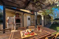 Holiday House with Pool Villa Seabird - Pools