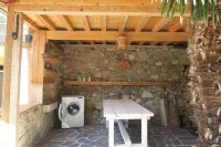 Villa Arianna – Panorama Suite, Lake Garda view apartment with pool