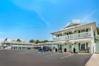 Key West Inn - Fairhope Hotels in Fairhope