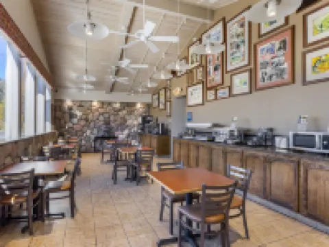 Best Western  Frontier Motel Hotels in Lone Pine