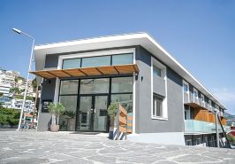 UrbanBay Hotel & Spa