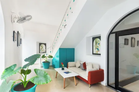 8fold by Larisa, Siolim