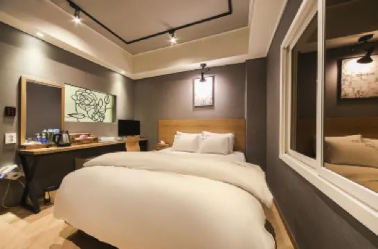 Daegu Duryu Play Hotels near Duryu Station