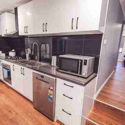 Cozy Family Home in Long Gully, Perfect for Relaxation Others