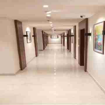 Eennra Maanikko Others