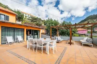 Quinta do Checa by Homie