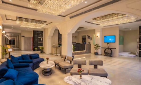 Clubhouse by CheckIn Hotel Chandigarh Mohali