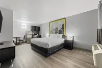 Super 8 by Wyndham Texas City Hotels in Texas City