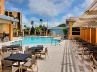 Hyatt House Across from Universal Orlando Resort Hotels near Universal Studios Orlando