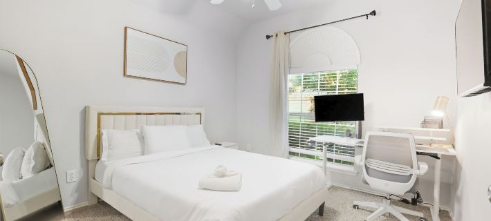Lux Cozy 5B2B Home for Families Hotels in Collin County
