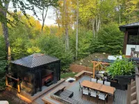 Luxury Tremblant Chalet • Hot Tub • Fireplace • Firepit • BBQ • 7 Min to Ski Hotels in 