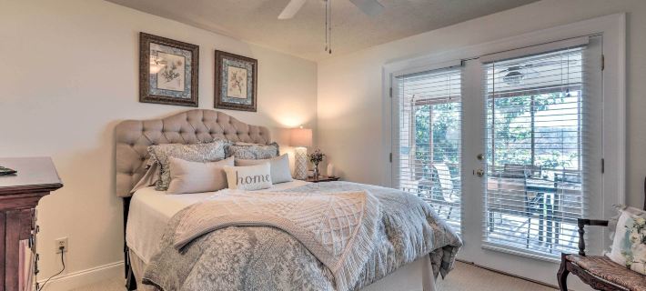 Pet-Friendly Lake Sinclair Home w/ Boat Dock! Hotels in Putnam County