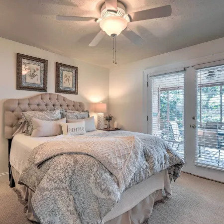 Pet-Friendly Lake Sinclair Home w/ Boat Dock!