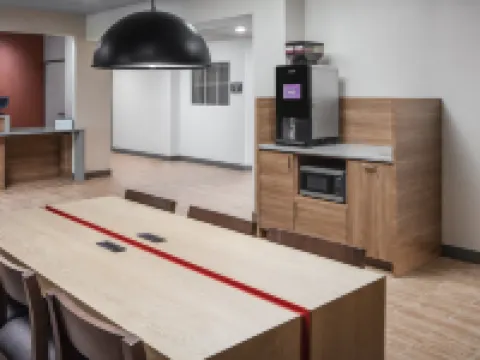 Candlewood Suites ST. Robert by IHG โรงแรมในSaint Robert