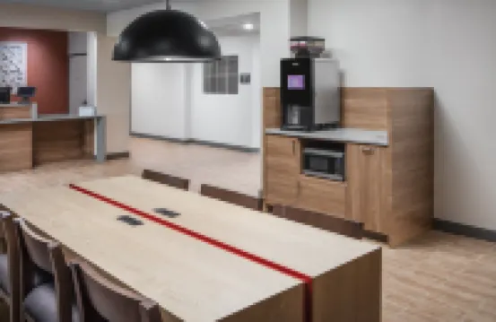 캔들우드 스위트 세인트 로버트 바이 IHG