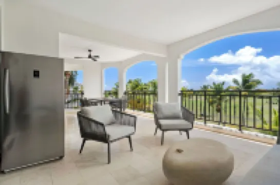 グランドリザーブ by オティウム サルサルのホテル