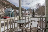 Box Canyon Basecamp 4 Bedroom Home - 3-Sterne