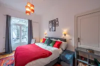 Euro Edens Brussels - Cozy Family Suite - 4-Star