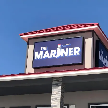 Mariner Inn Отели рядом с достопримечательностью «Ocean Star Offshore Drilling Rig & Museum»