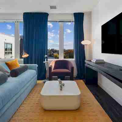 Luxury 2BR Retreat with Pool & Fitness Center Rooms