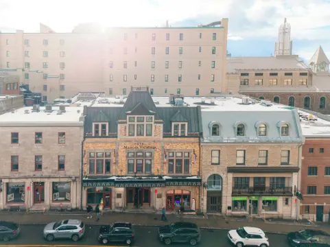 Hotel Manoir Victoria