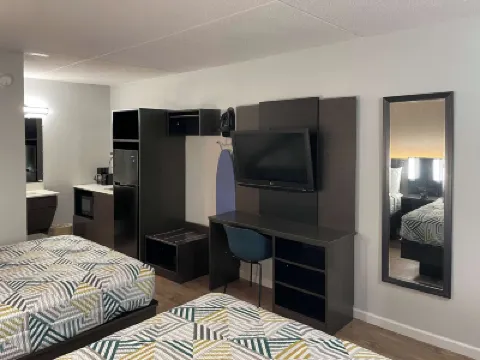 Studio 6 Vicksburg, MS - Downtown Hotels near Lower Mississippi River Museum