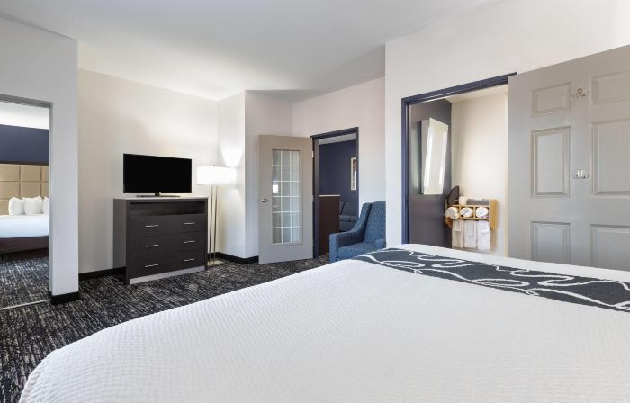 La Quinta Inn & Suites by Wyndham Paris