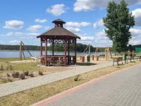 Comfortable Holiday Apartment with a Lake View - Homestays