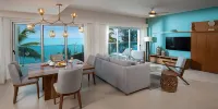 Imperial Suite 1-bedroom ocean view and kitchen