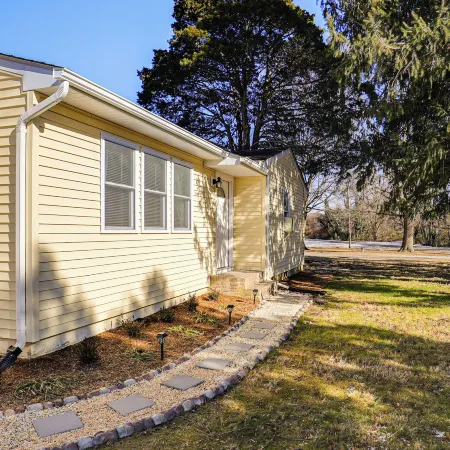 3 Mi to Washington College! Updated Home w/ Patio