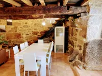 Charming Tourém Retreat 3 Bedroom House with Stunning Views - Homestays